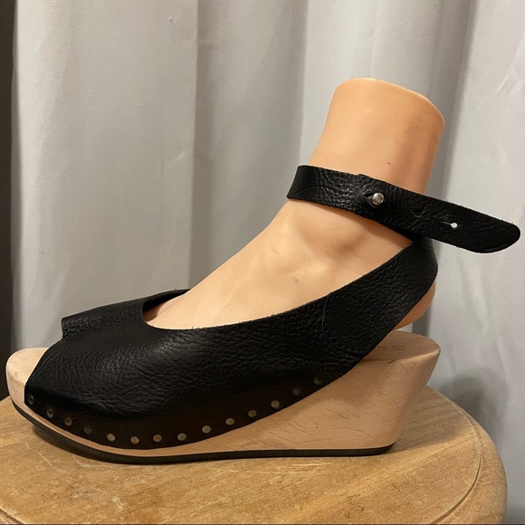Trippen Shoes - Trippen Orinoco Wood Leather Ankle Strap Flatform Wedge 40